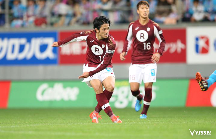 先制点につながるスルーパスを出す森岡亮太選手