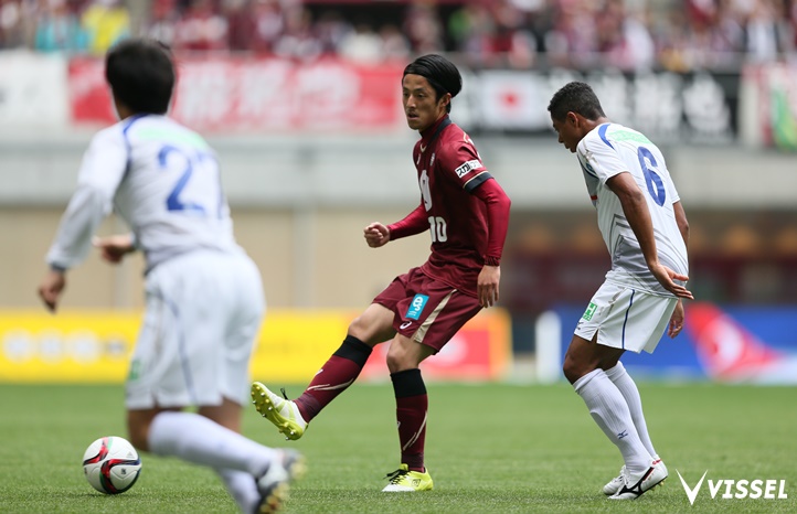 得意のパスで攻撃を演出。24歳の誕生日を勝利で飾った森岡亮太選手