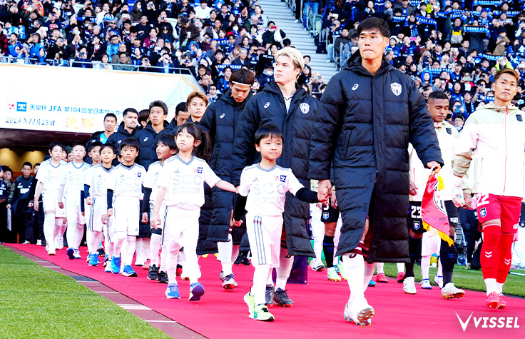頂上決戦マッチデー試合球　天皇杯　決勝戦　ヴィッセル神戸　ガンバ大阪　5号球 hqdefault.jpg