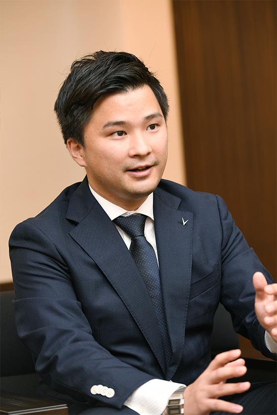 ヴィッセル神戸 パートナー インタビュー 特別対談 神戸学院大学学長佐藤雅美 ヴィッセル神戸代表取締役社長徳山大樹 ヴィッセル神戸 パートナー インタビュー 特別対談 神戸学院大学学長佐藤雅美 ヴィッセル神戸代表取締役社長徳山大樹
