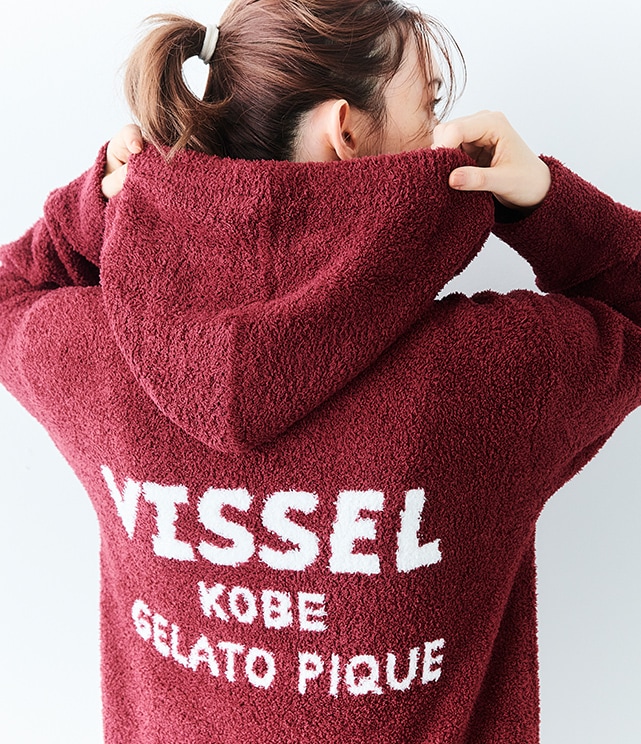 【GELATO PIQUE｜VISSEL KOBE】ロゴパーカー（Red）